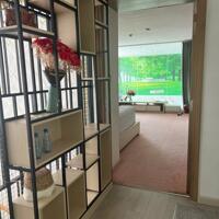 Bán Căn Penthouses Saigon Airport , 4PN, 3WC , 2 Sân Vườn , 309m2 , Không Nội Thất , Sổ Hồng Riêng , Giá : 20 Tỷ