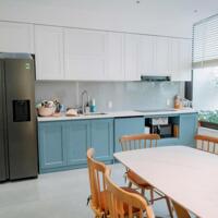 Bán Nhà 5 tầng có thang máy ngay sau trung tâm hành chính Hồng Bàng, Sở Dầu Lh 0979087664