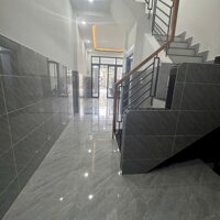 Bình Tân, Mặt tiền kinh doanh,, nhà mới đẹp 3 tầng,  56m2. Giá rẻ