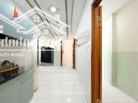 Khai Trương Căn Hộ Dịch Vụ 2 Phòng Ngủ Ngay Trung Tâm Q1