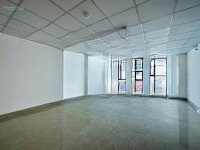 Tòa Nhà Cho Thuê Đường Phổ Quang, P2. Dt: 7X20M. Hầm 5 Lầu. Sàn Suốt. Thang Máy. Giá 70 Triệu/Tháng.