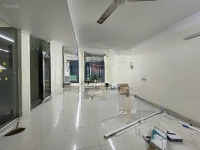Cho Thuê Văn Phòng Vạn Phúc, Gần Ngã Tư Vạn Phúc, 120 M2/Tầng, Đã Ngăn 2 Phòng Làm Việc