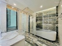 Bán Gấp Mặt Tiền Ngô Gia Tự ( 6X30 ,6 Lầu, Thang Máy ) 50 Tỷ Tl