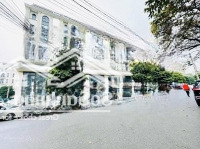 Chính Chủ Cần Bán Căn Him Lam Vạn Phúc Hà Đông 1 Tầng Hầm 6 Tầng Nổi Thang Máy-80M2 -Mặt Tiền5M 22.65Tỷ