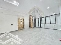 Ba Đình, Kim Mã 80M2, 9 Tầng, 5.8M Mặt Tiền, Giá Bán 32 Tỷ. - Lh Giang 0979388189