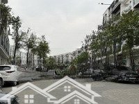 Cần Bán Shophouse 75M2 Mặt Phố Đi Bộ Bằng Giá Hợp Đồng