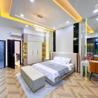 BÁN NHÀ TRỆT 2 LẦU ĐẸP CAO CẤP MỚI 100% KDC HỒNG LOAN ĐỐI DIỆN BẾN XE MỚI CẦN THƠ