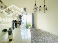 Cho Thuê 2 Phòng Ngủtầng Cao, View Thoáng Mát Quanh Năm The Sun Avenue Giá Chỉ 17 Triệu/Tháng