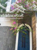 Cho Thuê Nhà Mặt Tiền Căn Góc Số 42 Lam Sơn, Bình Thạnh, Dtsd 160M2