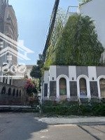 Cho Thuê Nhà Mặt Tiền Căn Góc Số 42 Lam Sơn, Bình Thạnh, Dtsd 160M2
