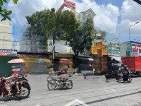 Bán Nhà Mặt Tiền Bùi Văn Ngữ Trung Tâm Q.12 Đối Diện Kcn Tân Thới Hiệp Giá Tốt