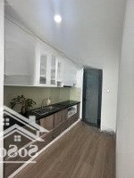Căn Góc 3 Phòng Ngủcao Cấp View Đẹp, Diện Tích Lớn 90M2, Cách Landmark 81 Chỉ 2Km, Tiện Ích Đầy Đủ