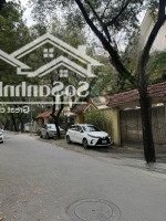 Cần Bán Biệt Thự Xa La Hà Đông,Diện Tích230M, Giá 250 Tr/M2. Lh Kiều Thuý 0949170979