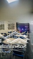 Bán Nhà Mặt Phố Trần Thái Tông, 105 Tỷ, 165M2, 9 Tầng 10M Mặt Tiền , Mặt Vườn Hoa Siêu Vip.