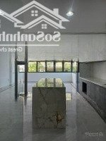 Bán Nhà Riêng 55M-6 Tầng Thang Máy Phố Kim Mã-Phân Lô Ô Tô -Nội Thất Sang Chảnh. Giá Bán 20 Tỷ