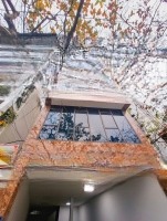 Bán Nhà Phố Trung Hoà, Xuân Quỳnh, Thang Máy, Đường 3 Ôtô Tránh, Vỉa Hè, Gần Cv Yên Hoà.diện Tích82M2*5T