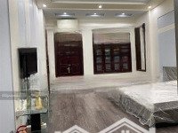 Cực Hiếm Nhà Gần Ks Marriot - Lô Góc 3 Mặt Thoáng - Ngõ 2 Ô Tô Tránh Nhau - Kinh Doanh Đỉnh