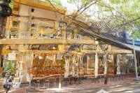 Siêu Hot Cho Thuê Nhà Mặt Phố Bà Triệu.diện Tích 220M2,Mặt Tiền 10M,Giá 150 Triệu/Tháng. Liên Hệ: 0866083811