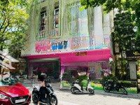 Siêu Phẩm Quận Đống Đa - Nhà Mặt Phố Nguyên Hồng - Diện Tích Siêu Khủng - Dễ Dàng Nhận Diện