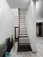 Nhà Dân Xây Tại Đại La - Hai Bà Trưng, Gần Phố, 3 Mặt Thoáng, Nhà Đẹp Về Ở Ngay, 40M, 4 Tầng. 7Tỷ4