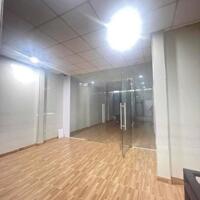 Bán nhà 2 tầng MT đường Hoàng Diệu - gần Chợ Mới, DT 74m2 giá 11ty8 LH 0942992361