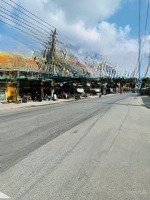 Bán 2 Dãy Trọ.diện Tích10X30M Thổ Cư 100%. Mặt Tiền Chợ. Đường Nhựa 10M.có Thương Lượngchính Chủ