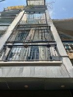 Siêu Hiếm! Bán Nhà Phố Cù Chính Lan, Nhỉnh 9 Tỷ, 40M2*6 Tầng* 4 Phòng Ngủ Ngõ Thông, Phân Lô, 20M Ra Phố!