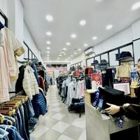 Bán Nhà Mặt Phố Lạc Long Quân Tây Hồ 71m6T VỪA Ở VỪA KD 42,5 Tỷ Lạc Long Quân.