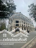 Cho Thuê Nhà Mặt Phố Phố Chùa Láng, Giá Thỏa Thuận, 280M2, 4 Tầng, Mặt Tiền 40M Uy Tín