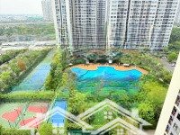 Bán Gấp 1 Phòng Ngủ+ View Hồ Bơi Nội Khu Sổ Sẵn Có Nội Thất Giá Bán 2Tỷ050