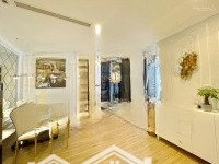 Cần Bán Gấp Căn 2 Phòng Ngủ- 2Vs Tòa Park Hill Diện Tích 73M2 Giá Chỉ 6,5 Tỷ - Liên Hệ: 0989.555.710