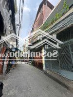 Hiếm Nhà 2 Tầng Lạc Long Quân, Cáchhẽm Xe Hơi1 Căn, Dt: 5 X 13M, Hđt 10 Triệu/Tháng, Giá Chỉ 5.2 Tỷ Tl