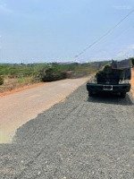 Cần Bán Gấp Miếng Đất 2 Mặt Tiền Trung Tâm Đồng Phú Hơn 700M2 Có Sẵn Thổ Cư Giá 300 Triệu