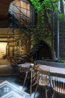 Tìm Lại, Mặt Phố Liên Trì 95 M2 X 3.5 Tầng, Mặt Tiền 5.2 M, Nhà Cổ Có Giếng Trời, Giá Bán 53 Triệu/Th