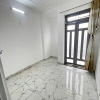 Nhà mới rất đẹp và xinh có sân xe cổng rào 1 lầu hẻm 4m ngay metro