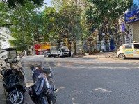 Bán Nhà Phố Trạm, Cổ Linh, Long Biên, 44M2, 4 Tầng, Giá Bán 8.2 Tỷ, Nhà Nội Thất Đẹp, Sân Rộng Đa Năng