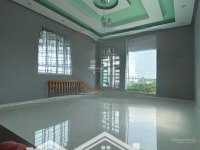 Nhà Mặt Tiền 165M2 Thị Trấn Cần Giuộc