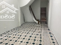 Nhà Riêng Ngõ Phố Tân Mai Gần Chợ Tân Maidiện Tích50M2X3T, Giá 10 Triệu/Th