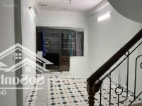 Nhà Riêng Ngõ Phố Tân Mai Gần Chợ Tân Maidiện Tích50M2X3T, Giá 10 Triệu/Th