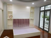 Cho Thuê Căn Biệt Thự Song Lập View Hồ Điều Hòa 12.4Ha Vinhomes The Harmony Hướng Đông Nam Cực Đẹp