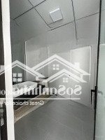 Cho Thuê Văn Phòng Tại Hoàng Quốc Việt - Cầu Giấy 180M2 Giá Chỉ 34 Triệu / Tháng . Liên Hệ:0878511555