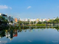 Chính Chủ Bán Nhà Ngọc Hà : 40M2 - Mặt Tiền 5.6M - Hậu 6M - Cách Oto 10M - Sát Hồ - Lô Góc.