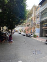 Bán Nhà Góc 2Mthẽm Xe Hơinguyễn Đình Chính, P11, Q. Phú Nhuận. Dt: 6X15M, Gồm Trệt, Lầu, Giá Bán 13.2 Tỷ