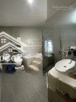 Biệt Thự Sân Vườn Đẳng Cấp Có 1 Không 2 Ngọc Thụy, Bên Hồ Nước Tự Nhiên, Ô Tôi Tránh, 426M2, 62 Tỷ