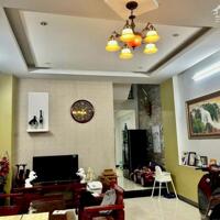 Bán nhà 2 tầng MT Đông Hải 14- Sát Biển gần Công viên-Ở hay cho thuê đều Sướng