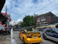 Bán Nhà Mặt Tiền Đường Ngay Đỗ Xuân Hợp. 4.25 X 18 = 76.5M2. Chỉ 6 Tỷ