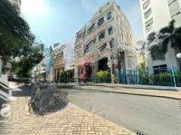 Bán Biệt Thự Phú Mỹ Hưng, 8X18M, Hướng Bắc, 42 Tỷ Thương Lượng