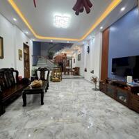 Cc cần bán nhà 2 tầng MT KD VIP đường Đặng Nhữ Lâm, Sơn Trà, giá chỉ nhỉnh 6 tỷ.