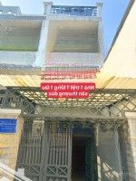 Bán Nhà Có Sân Riêng, 1 Trệt 2 Lầu Sân Thượng