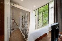 Căn Hộ Cho Thuê Full Nội Thất, Ban Công Trên Khắp Quận 1 Gần Nhà Thờ Đức Bà, Công Viên Lê Văn Tám